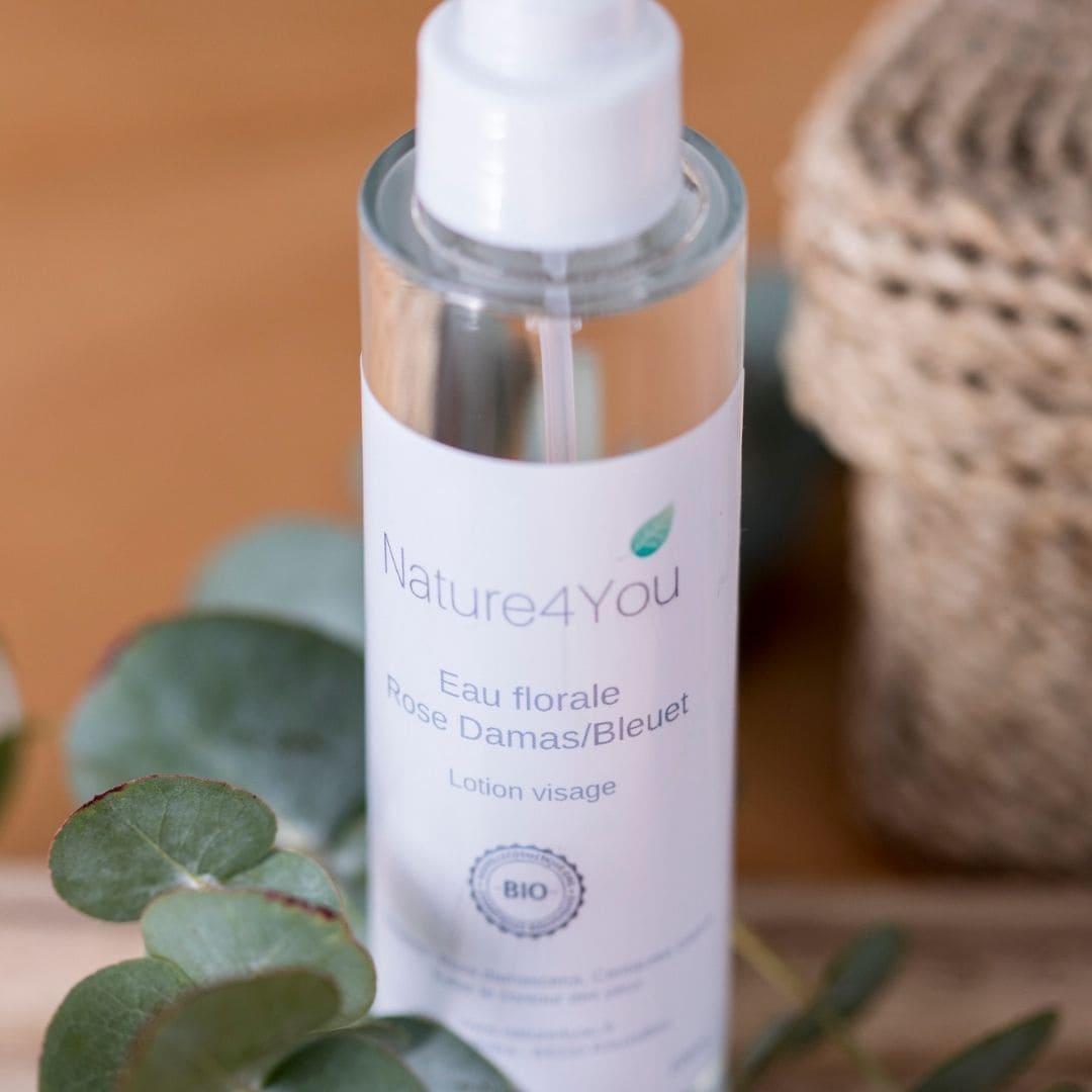 eau florale rose de damas et fleur de bleuet nature4you bio et naturel